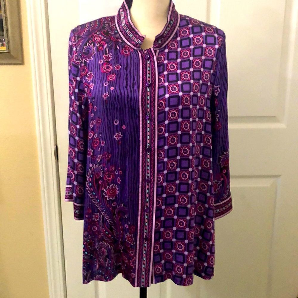 100 % silk Bob Mackie womens button up blouse size M